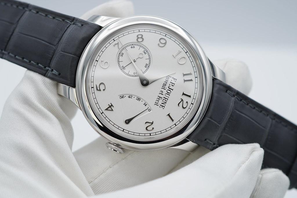 ساعت مردانه شیک با قیمت مناسب